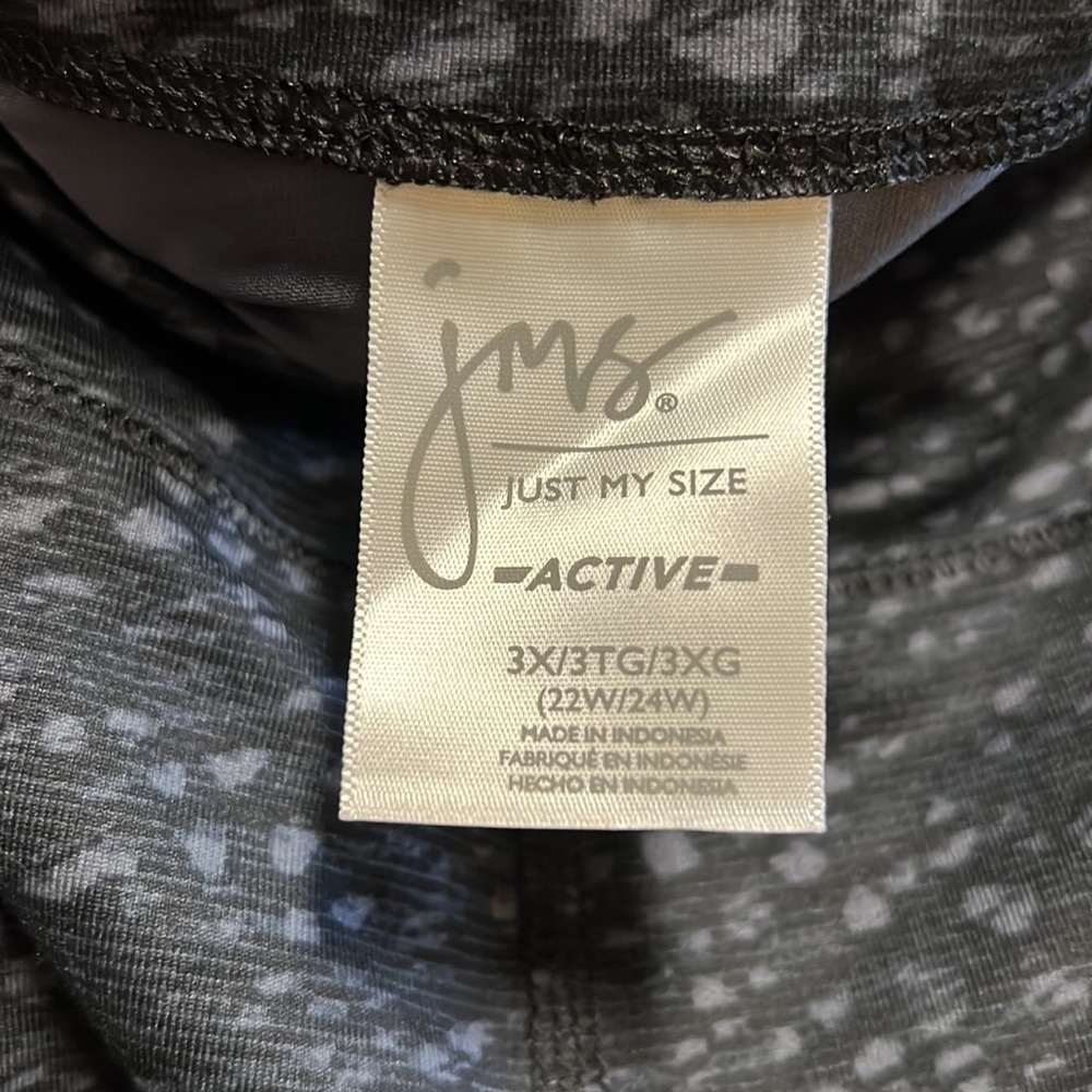 Just My Size Active Capris Black Leggings plus size 3X or 22W / 24W - Picture 2 of 6